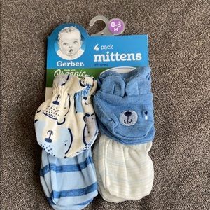 Baby mittens